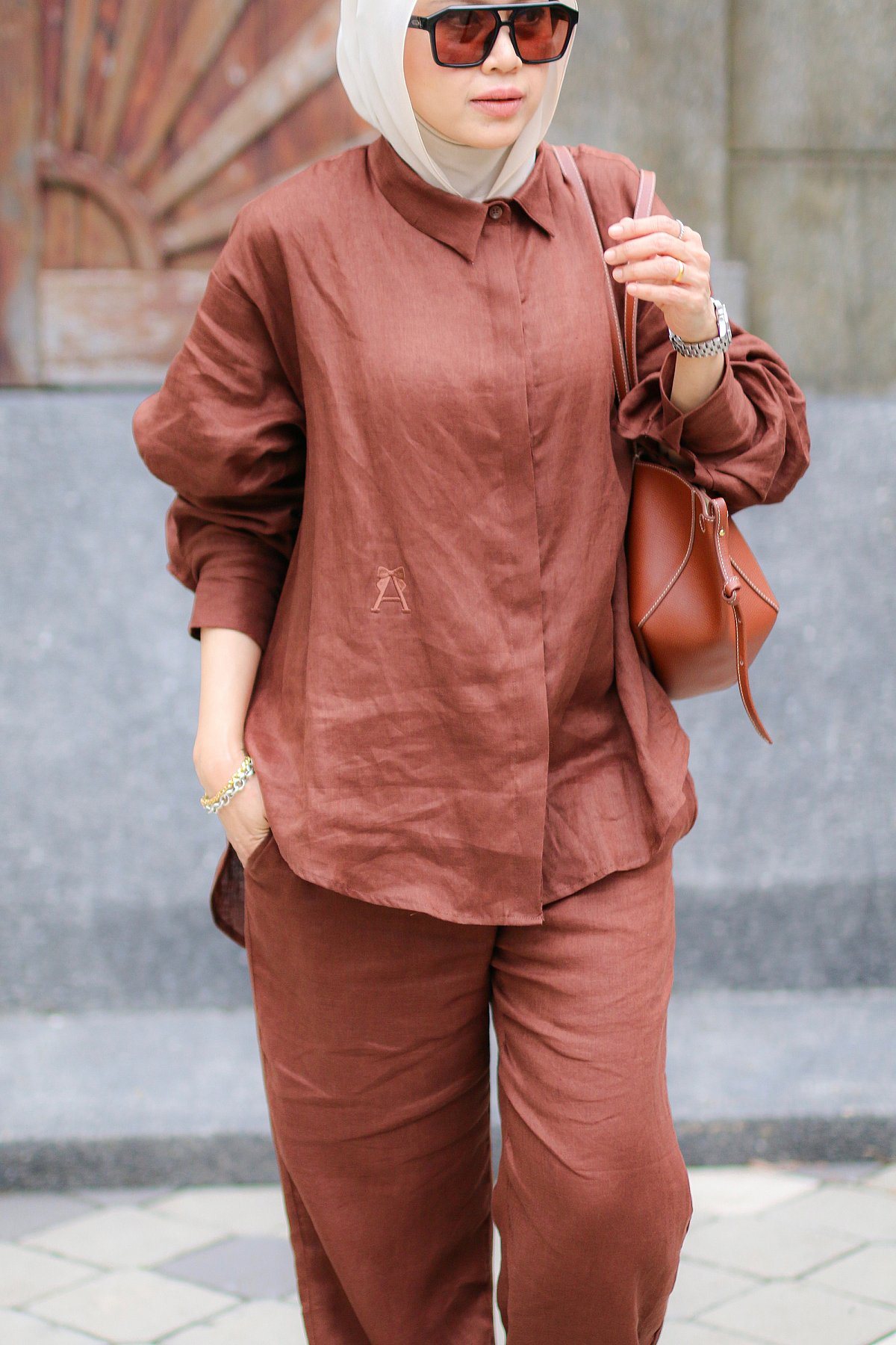 HEART TOP IN DEEP BROWN