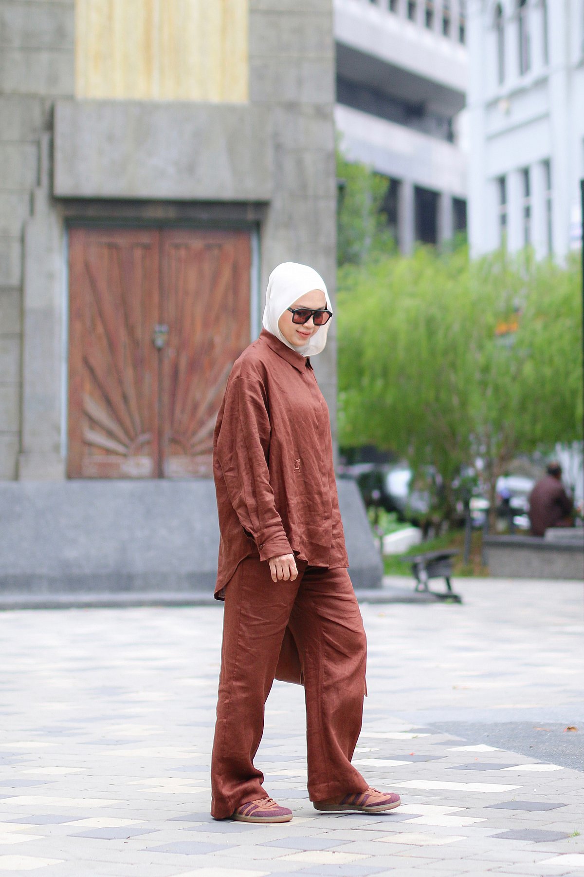 HEART TOP IN DEEP BROWN