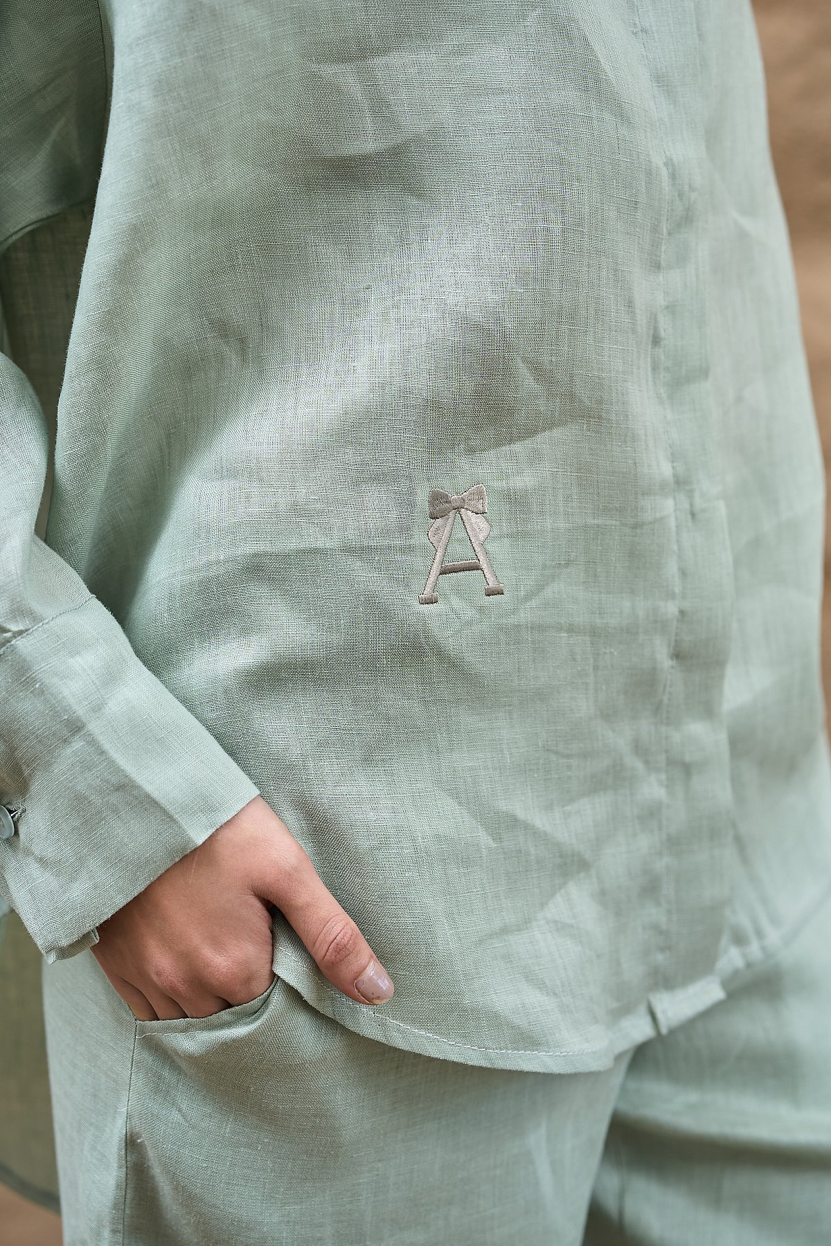 HEART TOP IN SAGE GREEN