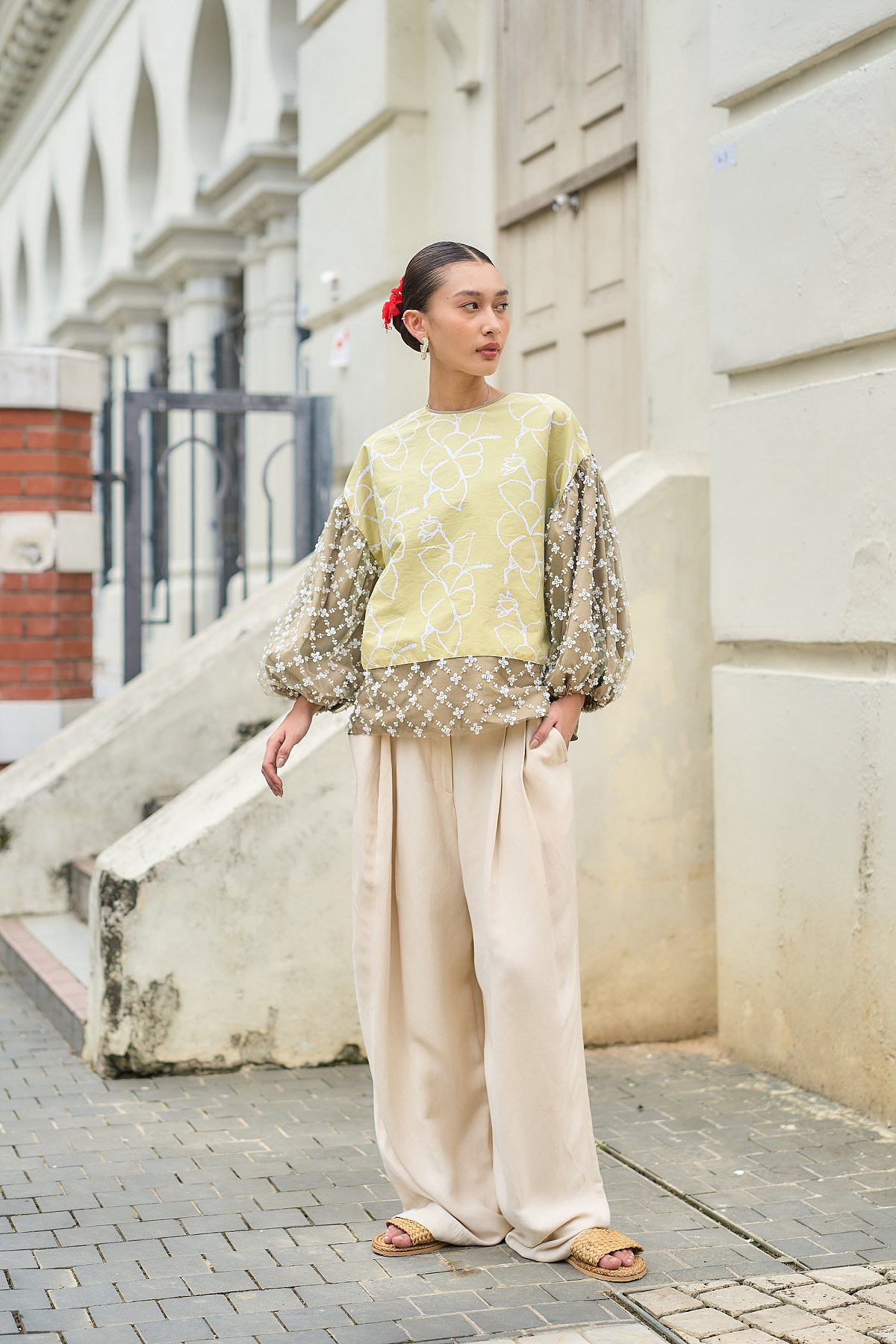 INDAH TOP IN HONEY LIME