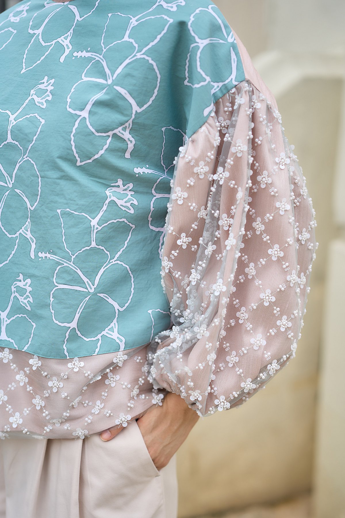 INDAH TOP IN OCEAN BREEZE
