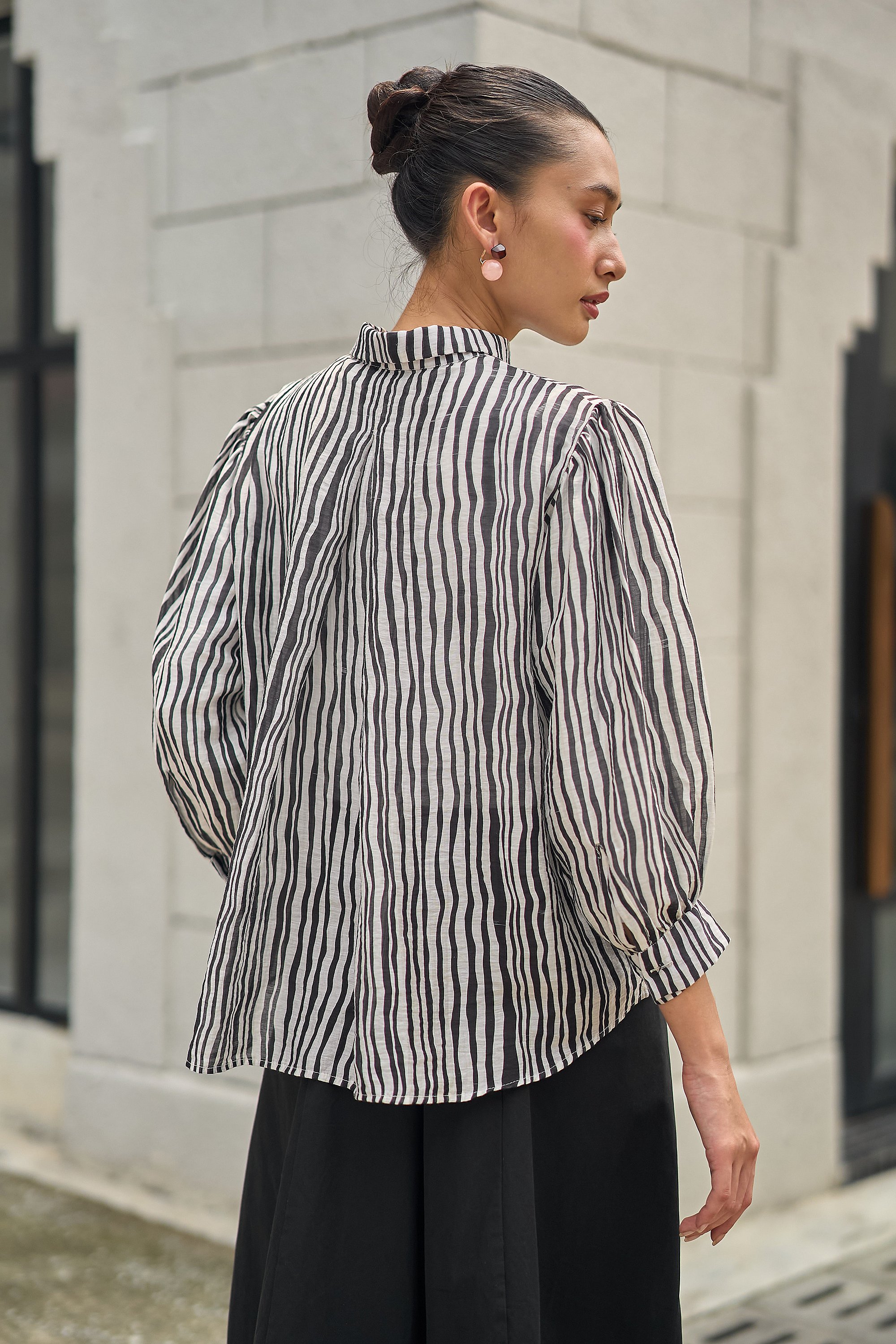CELESTE TOP IN CAVIAR