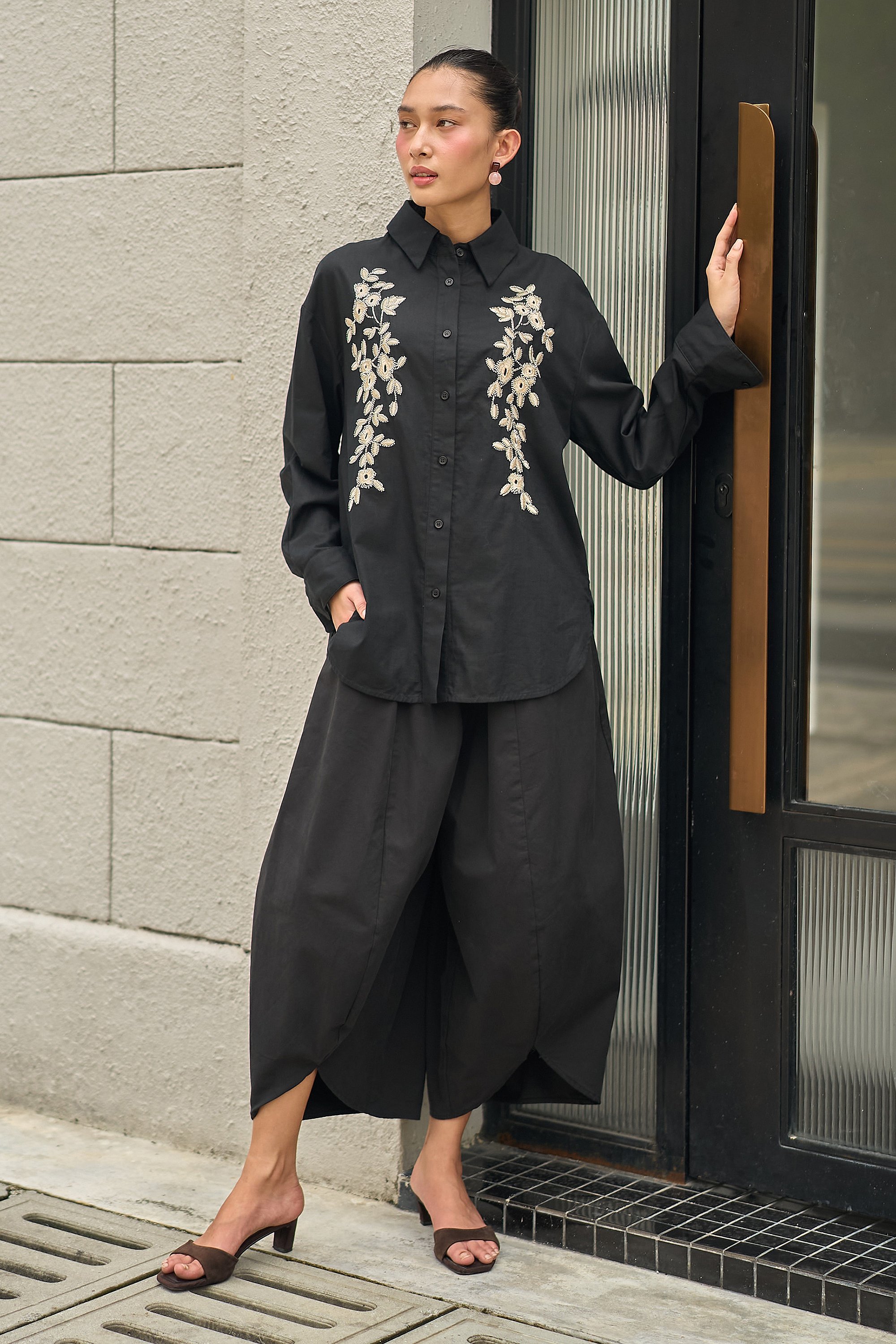 COCO PANTS IN BLACK