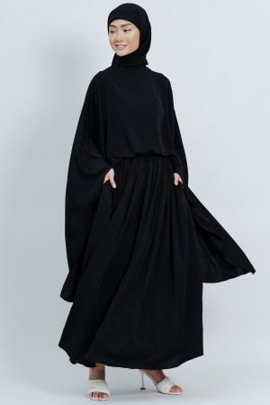 FILLE SET IN BLACK