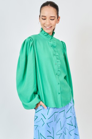 CAMILLE TOP IN KELLY GREEN