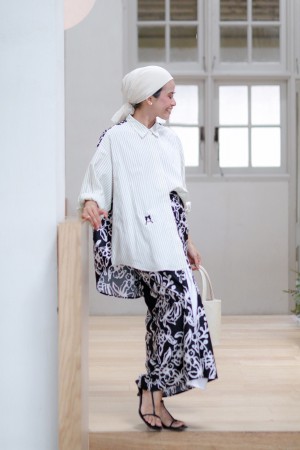 HEART TOP IN BATIK BLACK