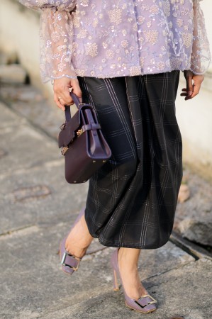 AMAYA SKIRT IN TENUN PELIKAT