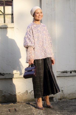 AMAYA SKIRT IN TENUN PELIKAT