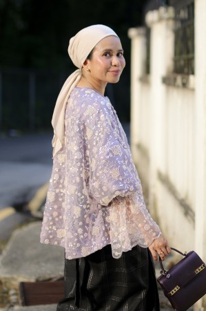 AMAYA TOP IN FULL BEADED LILAC