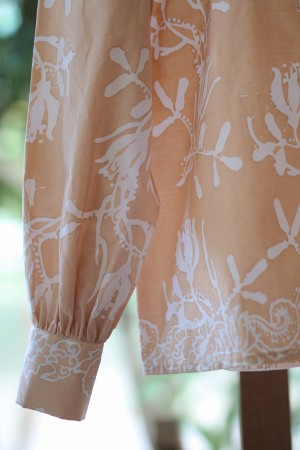 PUSPITA TOP IN SAND