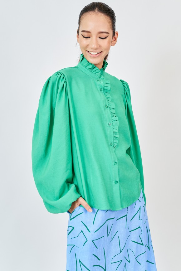 CAMILLE TOP IN KELLY GREEN