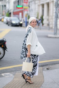 HEART TOP IN BATIK BLACK