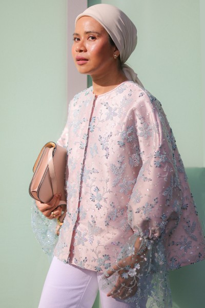 AMAYA TOP IN FULL BEADED BLUSH