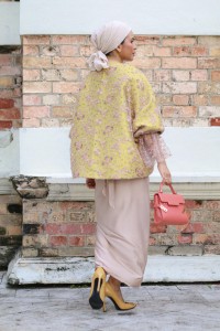 AMAYA TOP IN FULL BEADED LIME