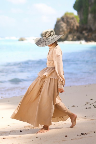 MALAI SKIRT IN SAND