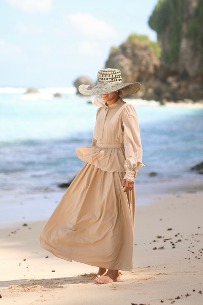 MALAI TOP IN SAND